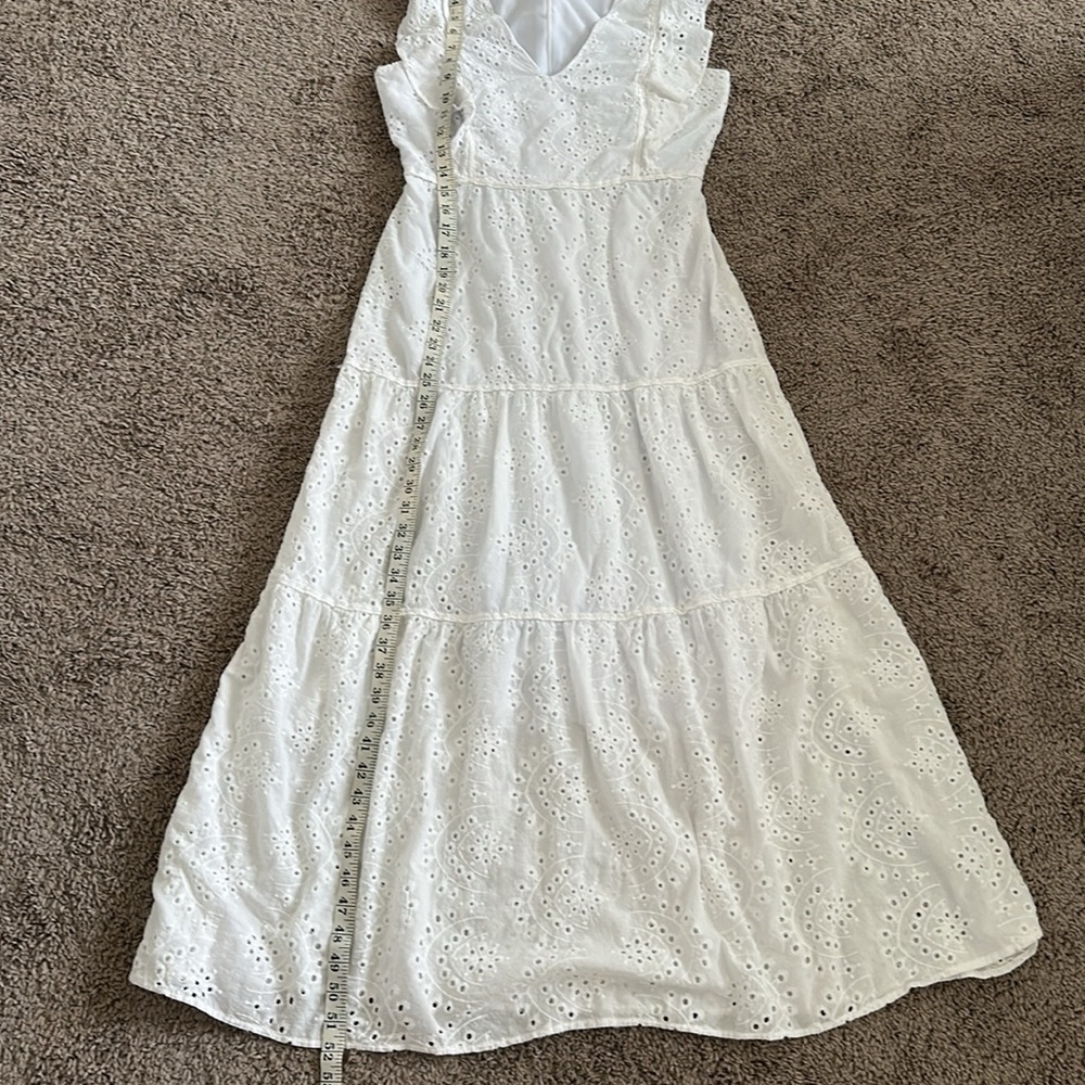 Talita Kume Elegant White Dress - Picture 4 of 8